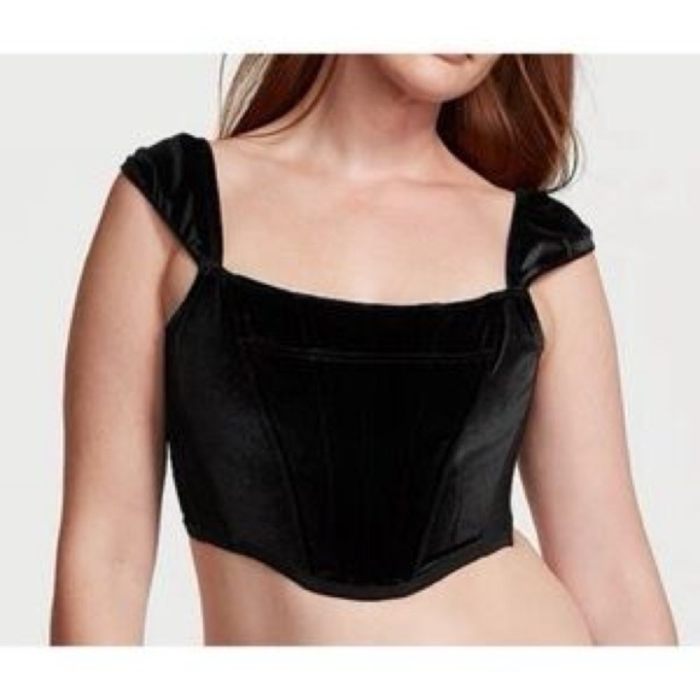 Victoria's Secret Black Velvet Crop Top - Picture 1 of 2